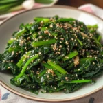 Korean Spinach Side Dish (Sigeumchi Namul)
